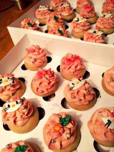 hello kitty cupcakes